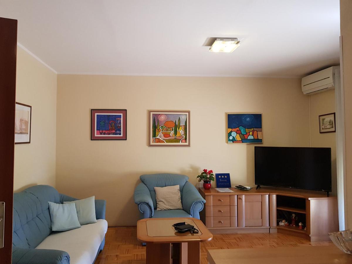Apartment Korni ポレッチ エクステリア 写真