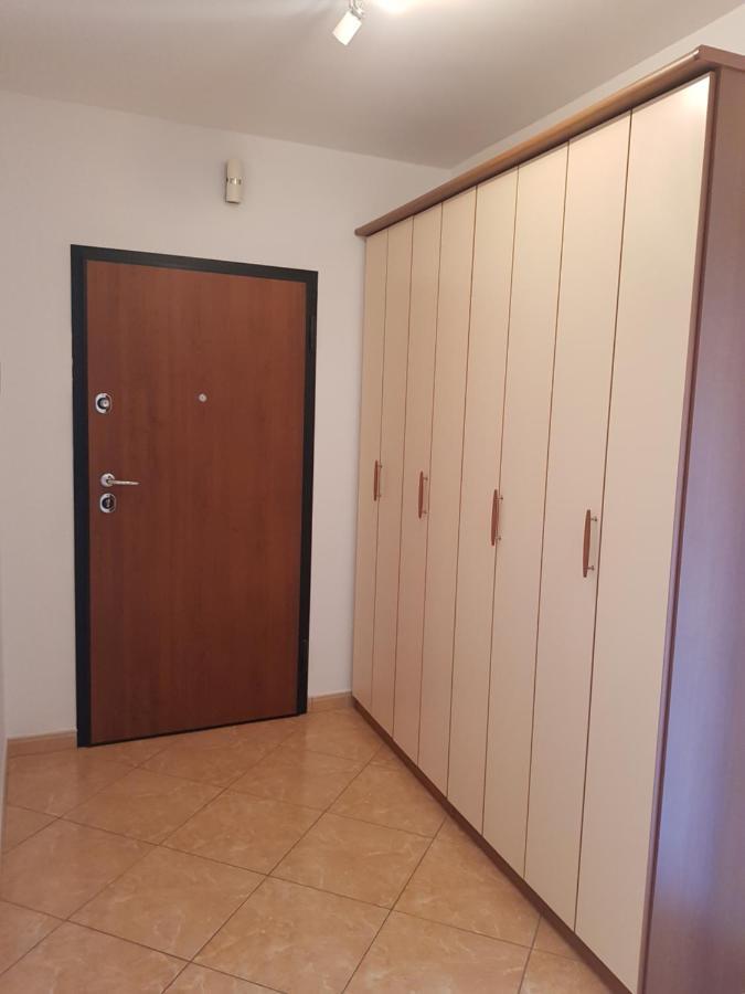 Apartment Korni ポレッチ エクステリア 写真