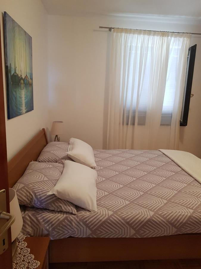 Apartment Korni ポレッチ エクステリア 写真