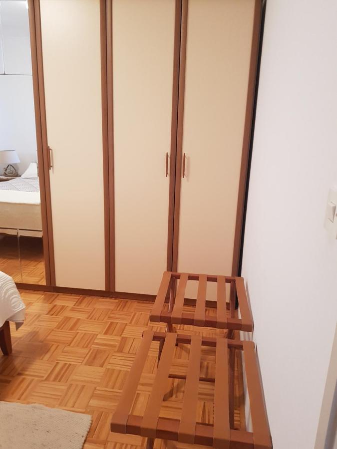 Apartment Korni ポレッチ エクステリア 写真