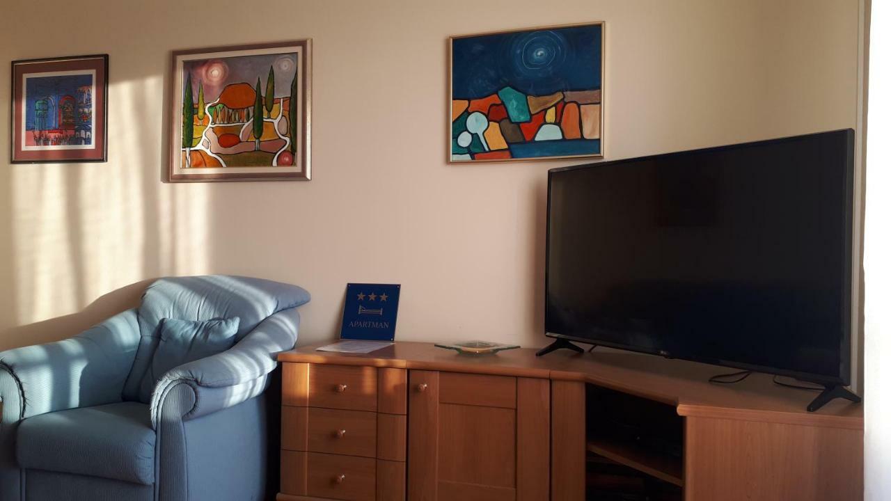 Apartment Korni ポレッチ エクステリア 写真